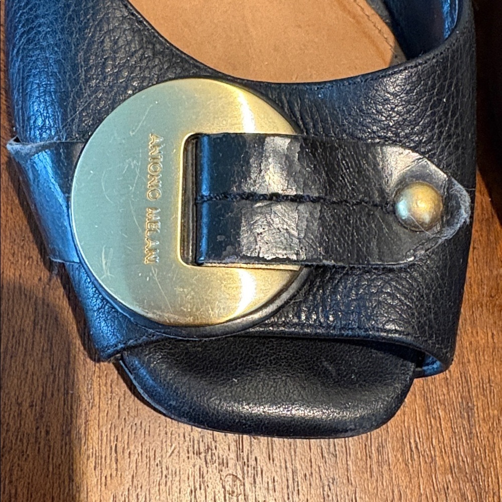 Antonio Melani Black Leather shoes  short wedge heel  gold tone buckle/rivet toe - Picture 2 of 11